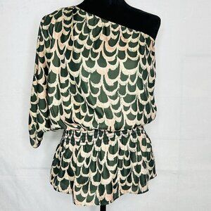 T-Bags Los Angeles One-Shoulder Top Size S Green Pink Scallop Pattern Smocked